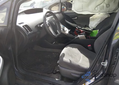 2013 Toyota Prius Two z USA, uszkodzony, nr VIN JTDKN3DU8D5621536